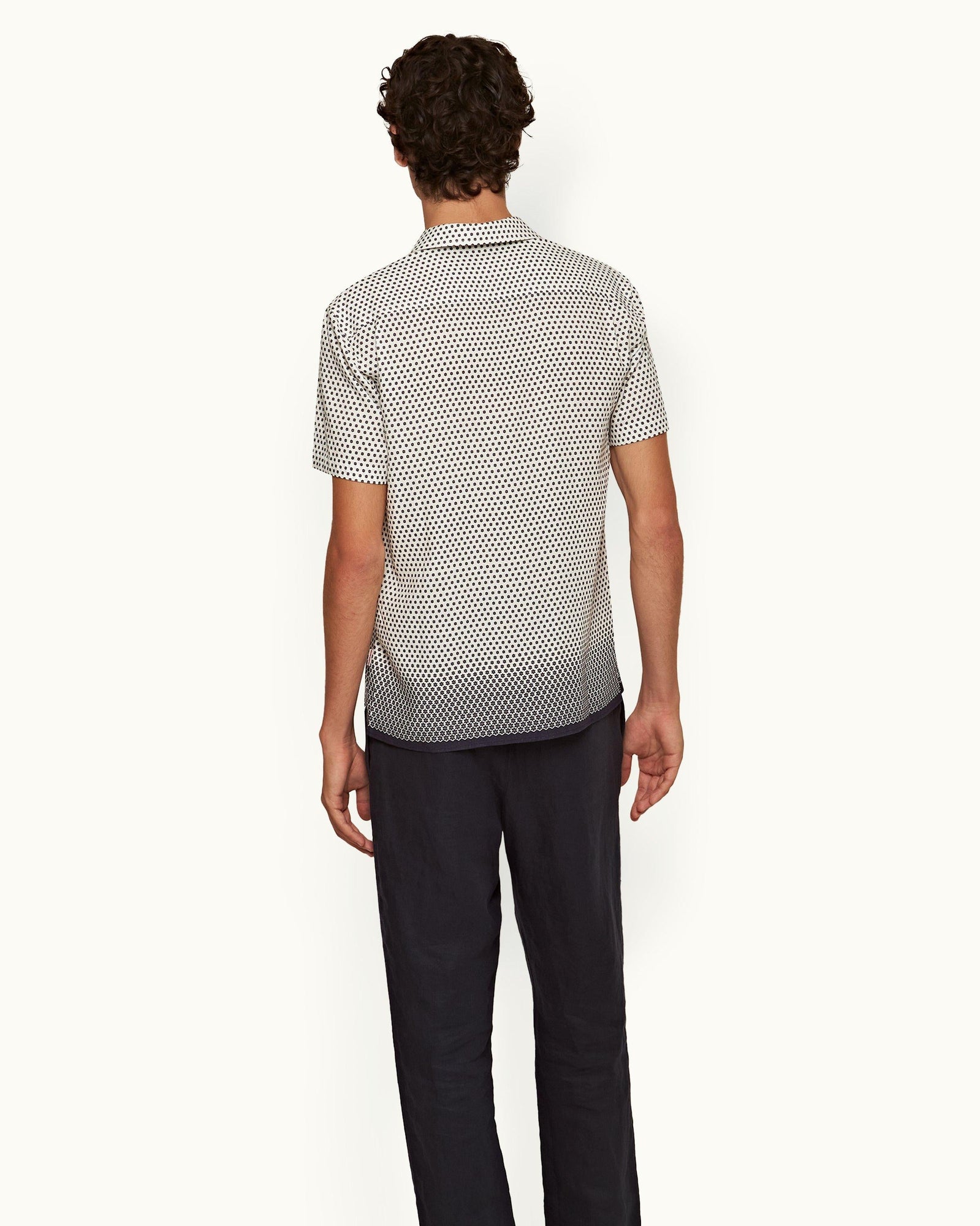 Hibbert White/Night Iris Floret Capri Collar Shirt | White/Night Iris