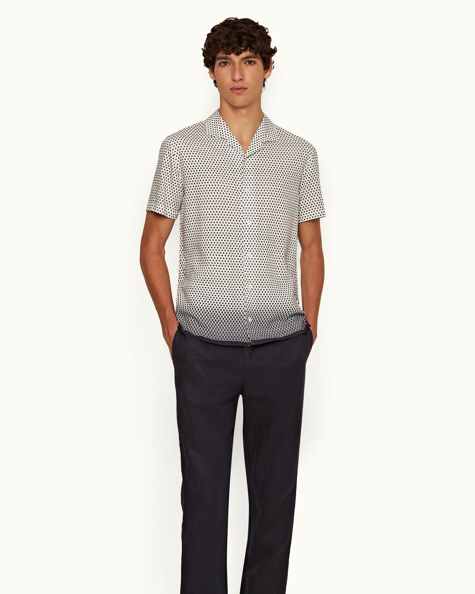 Hibbert White/Night Iris Floret Capri Collar Shirt | White/Night Iris