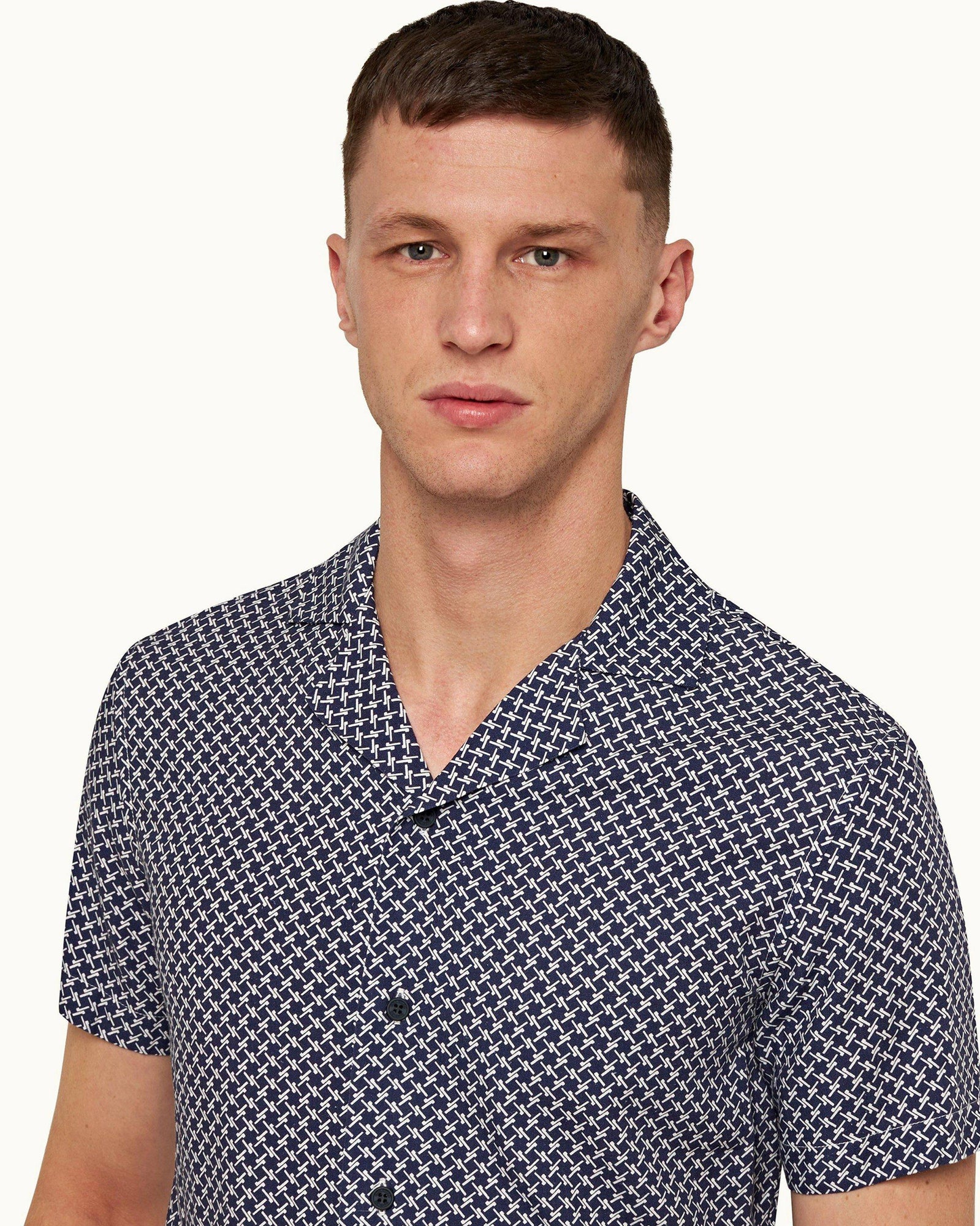 Navy/White Seglas Geometric Print Capri Collar Shirt | Navy/White