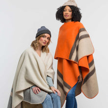 Unisex | Aspen Cape | Firecracker / Light Taupe / Dark Taupe