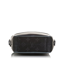 Louis Vuitton | Pre-Owned Epi Monogram Danube PM | Blue