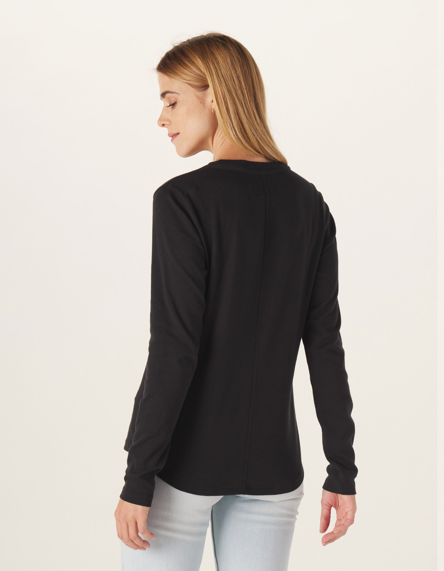 Women | Puremeso Henley | Black