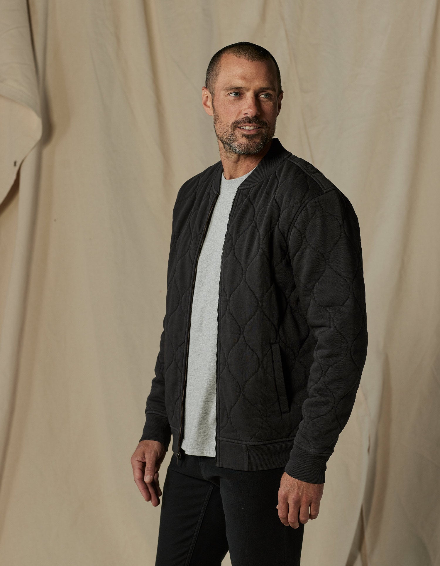 Men | Quilted Knit Bomber | Phantom