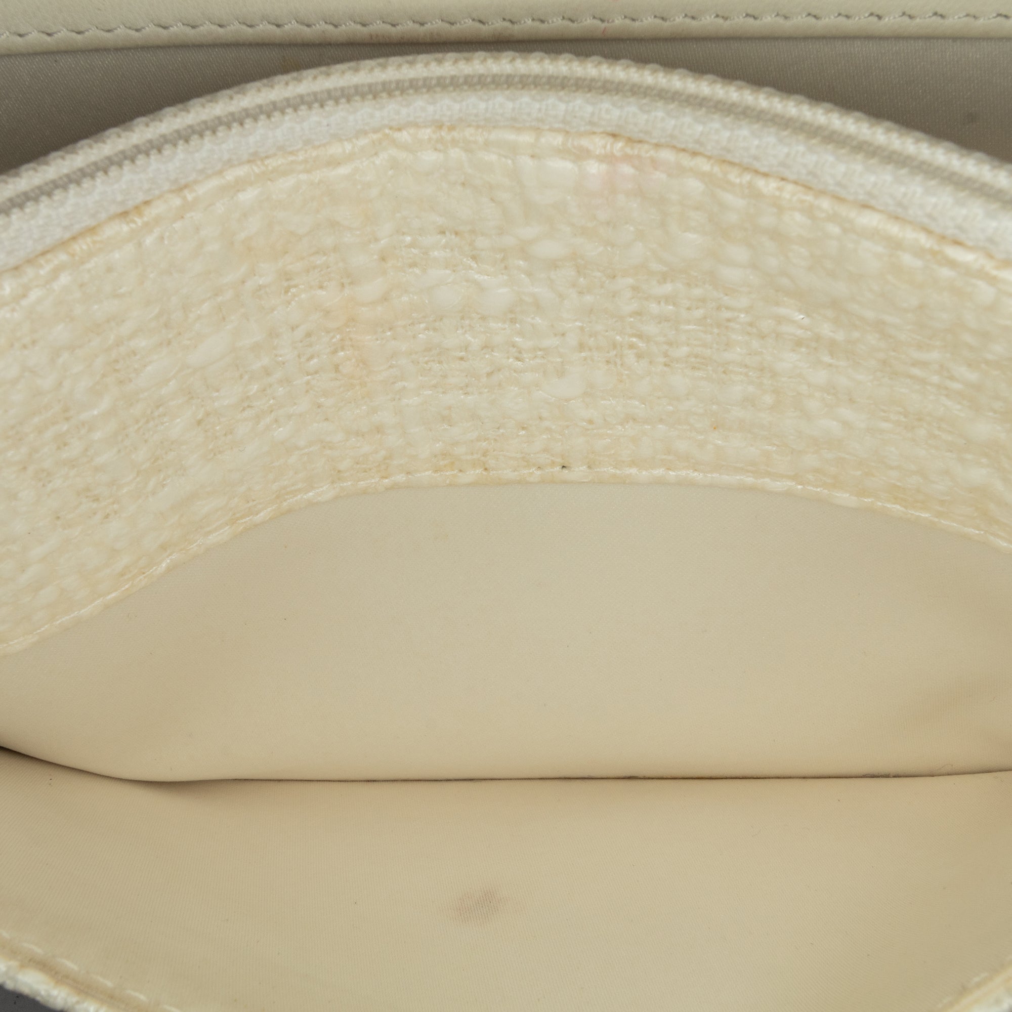 Chanel | Pre-Owned CC Coated Tweed Wallet On Chain - II | Brown/Beige