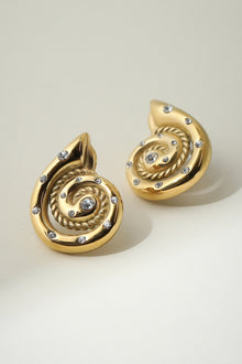 The Pave Heirloom Seashell Stud Earrings | Gold