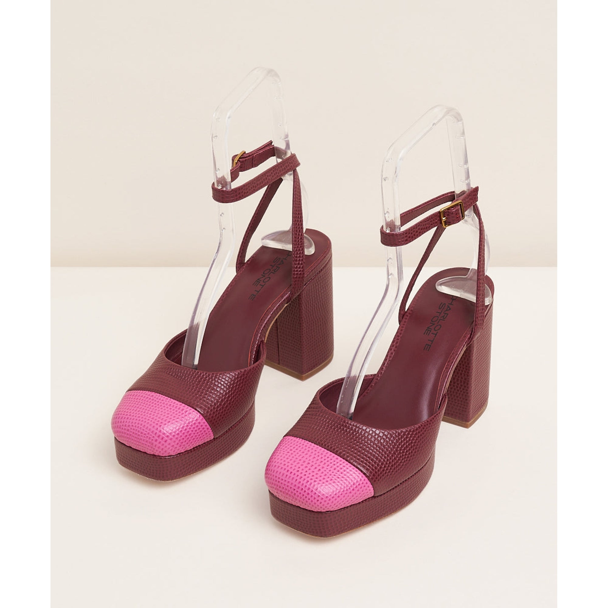 Petra Retro Platform Heel | Carmine