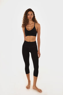 Love & Sports | Sprinter Seamless Cropped Legg | Black