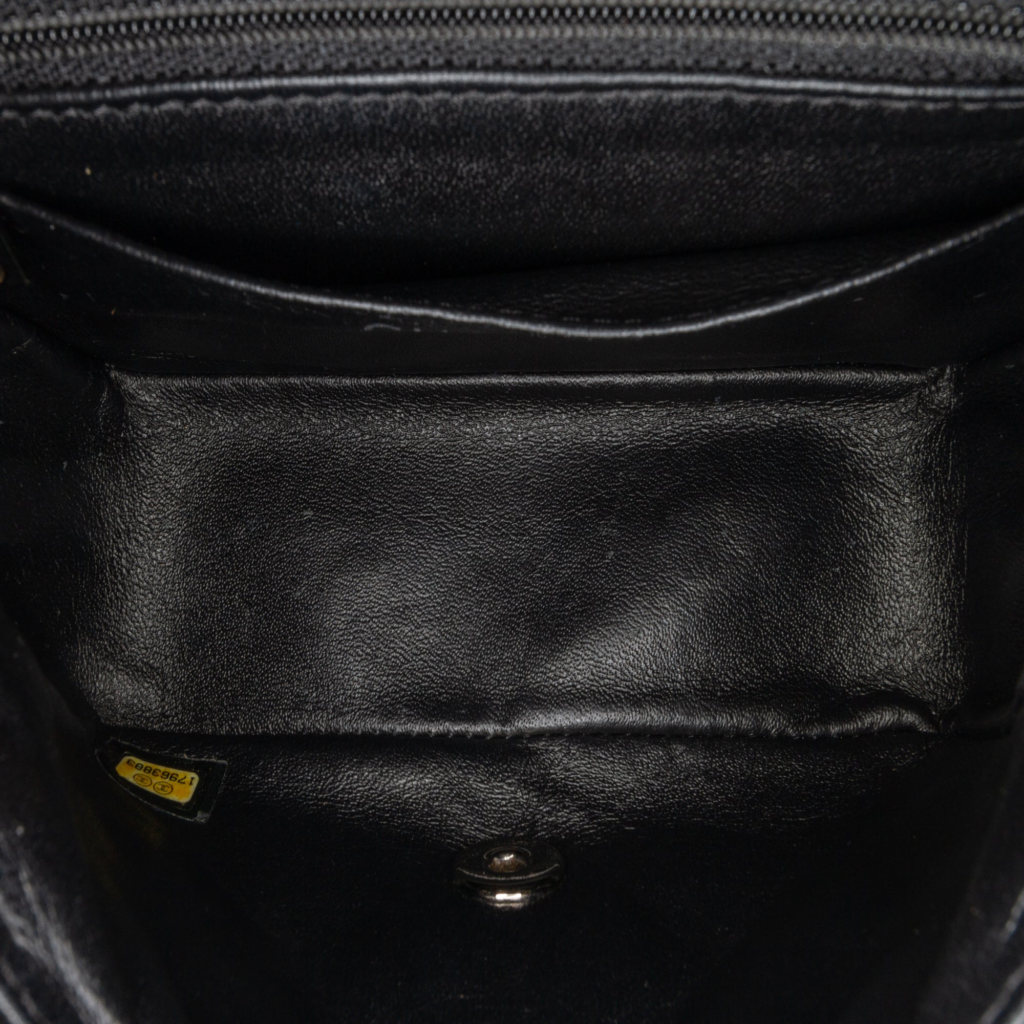 Chanel | Pre-Owned Mini Square Classic Patent Single Flap - X | Black