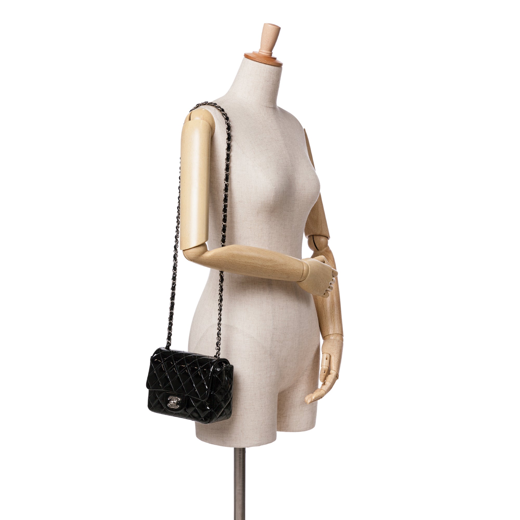 Chanel | Pre-Owned Mini Square Classic Patent Single Flap - X | Black