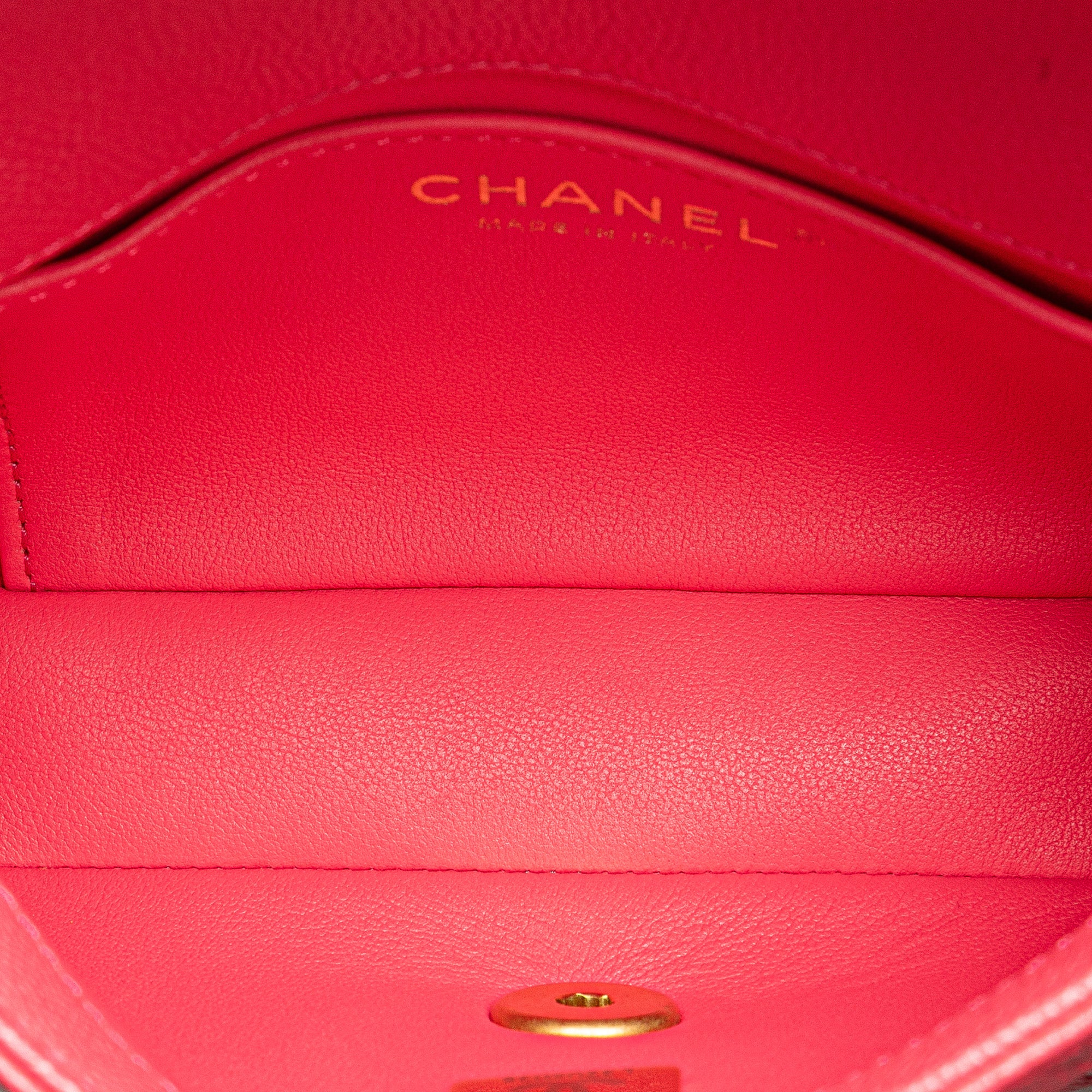 Chanel | Pre-Owned Mini Quilted Caviar Sweetheart Flap | Pink/Dark Pink