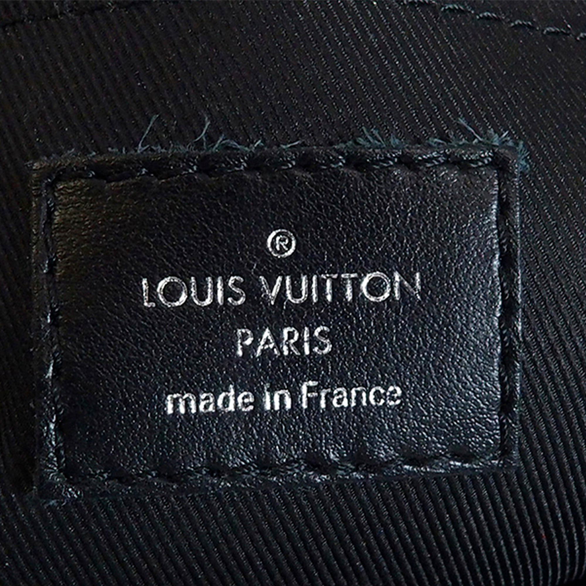 Louis Vuitton Pre-Owned Monogram Taurillon Steamer Messenger | Women | Black