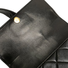 Chanel | Pre-Owned CC Quilted Lambskin Flap | Black