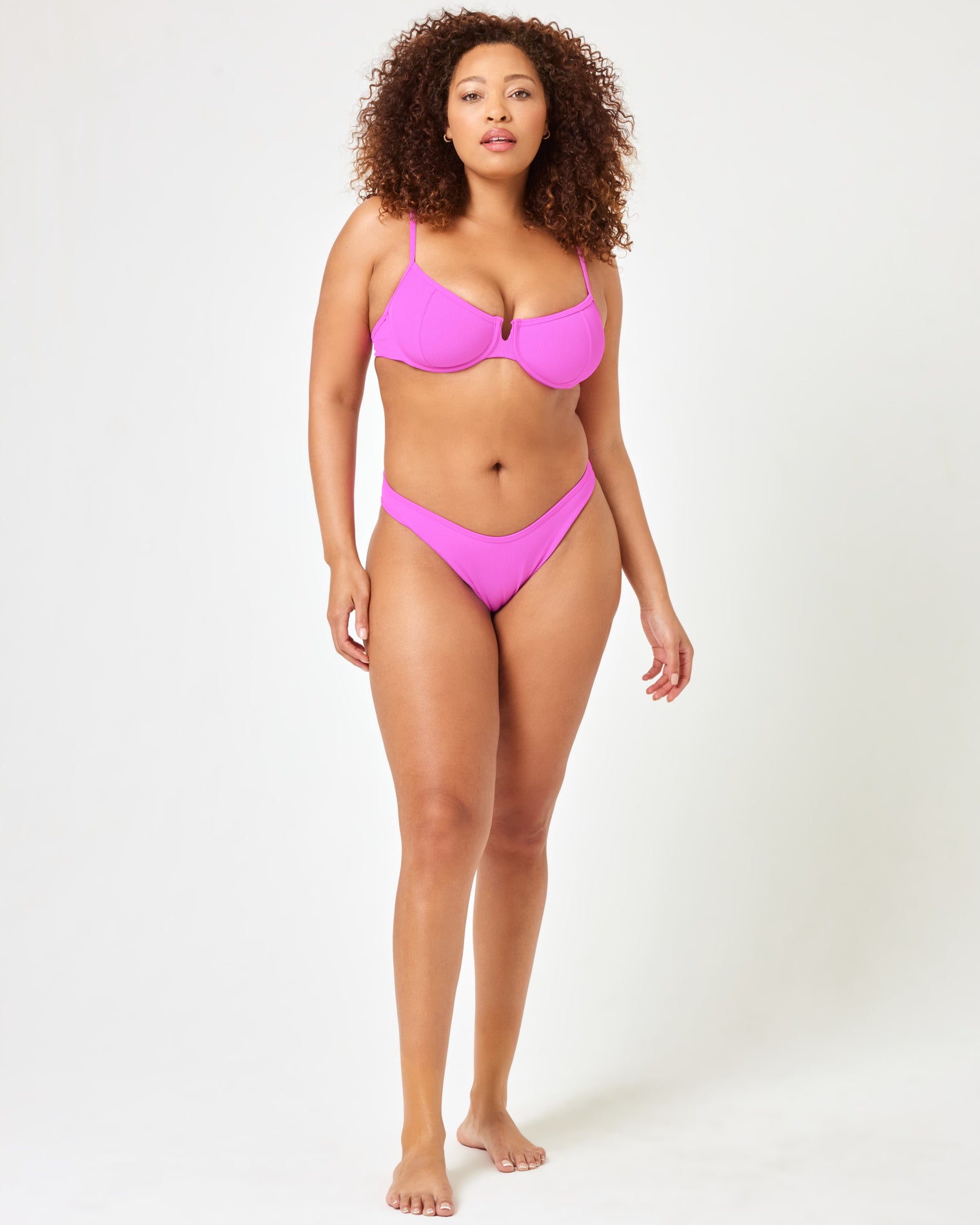 Bright Fuchsia | Model: Amber (size: XL)