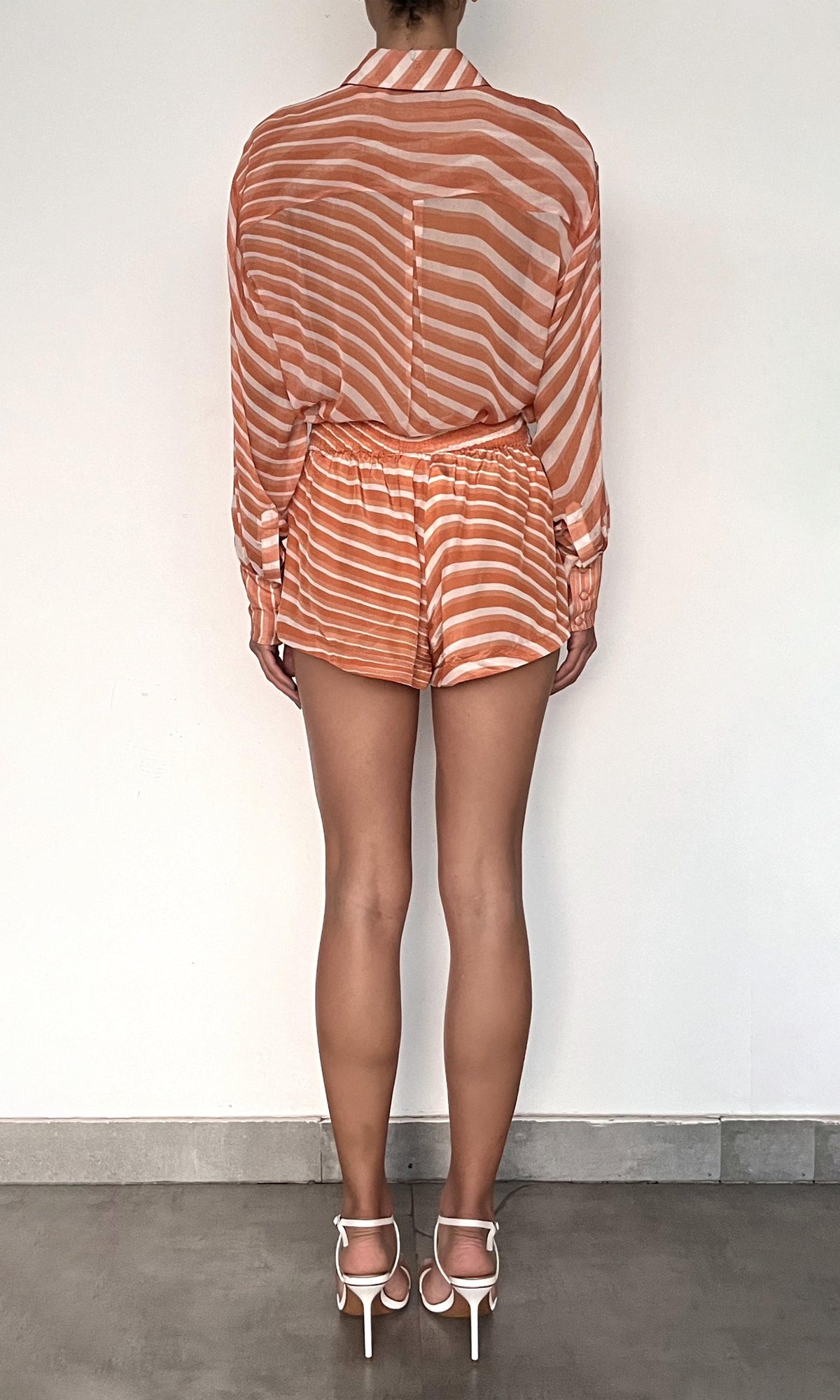 Womens | Czar Viscose Natural Crepe Shorts | Off-White Brown