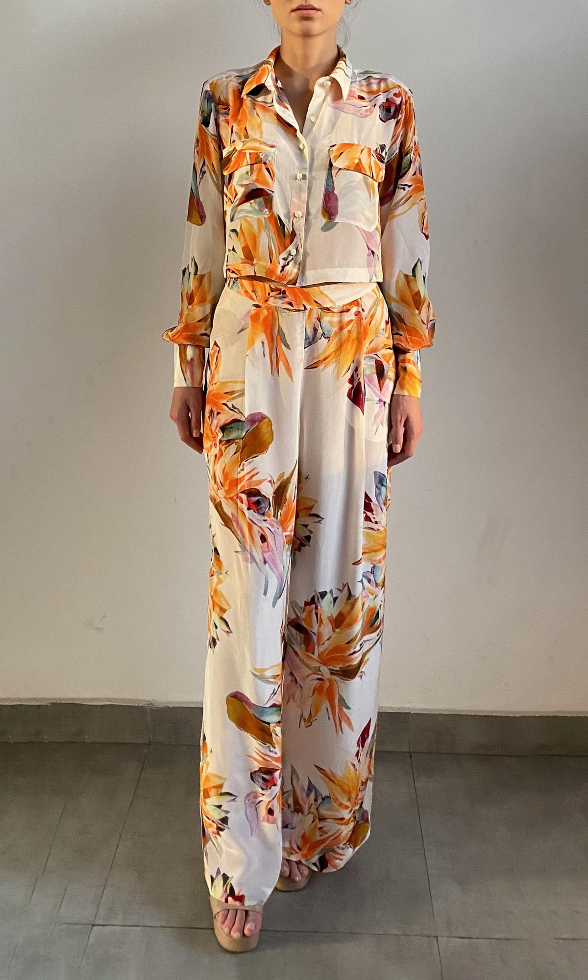 Womens | Jill Viscose Natural Crepe Crop Shirt | White Multi