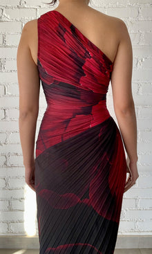 Rococo Sand | Naia Polyester Crinkle Chiffon One Shoulder Pleated Maxi Dress | Black Red