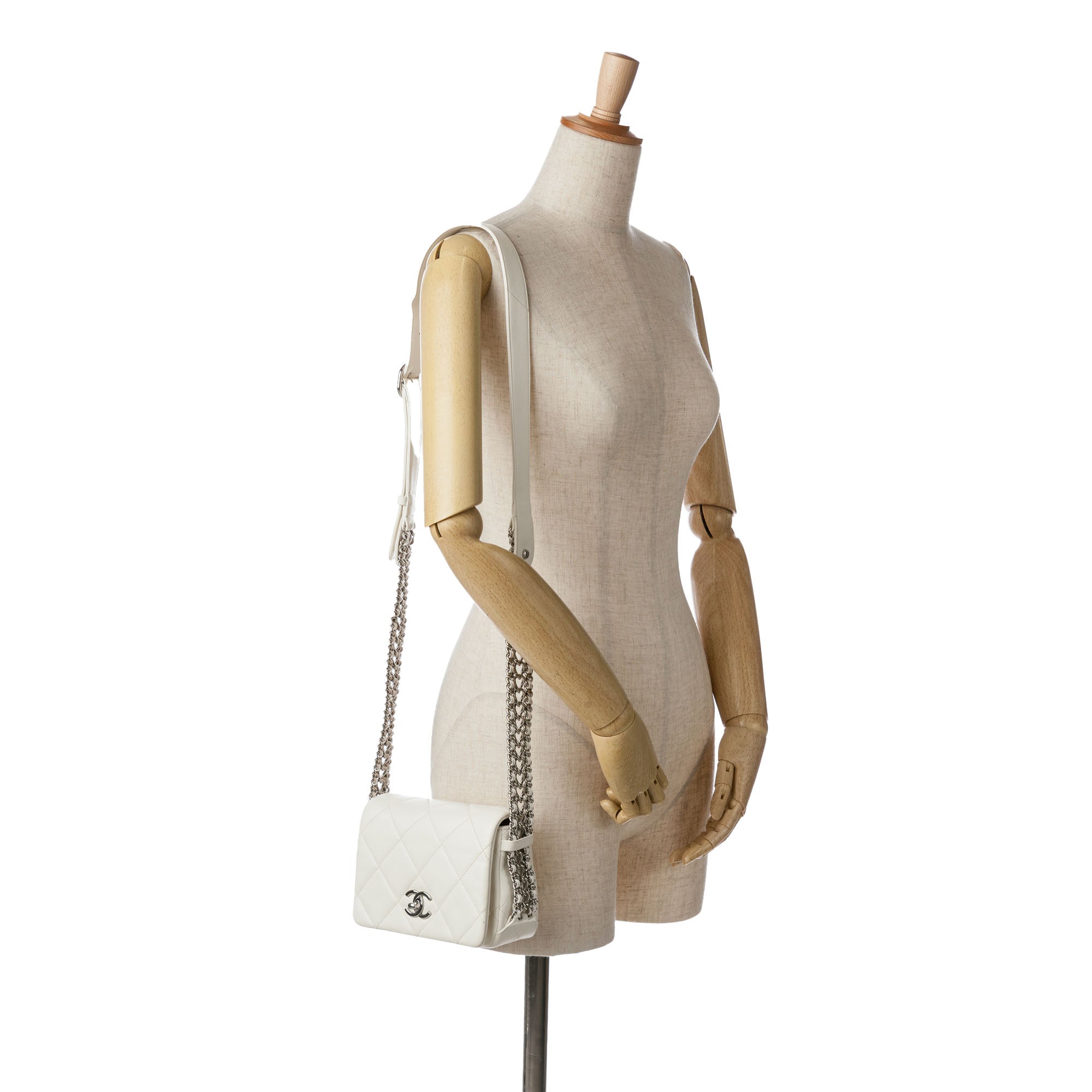 Chanel | Pre-Owned Mini Quilted Lambskin Chain Rows Flap | White