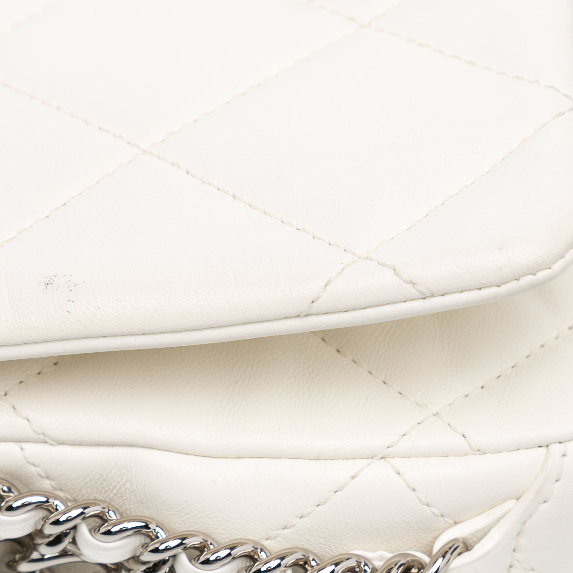 Chanel | Pre-Owned Mini Quilted Lambskin Chain Rows Flap | White