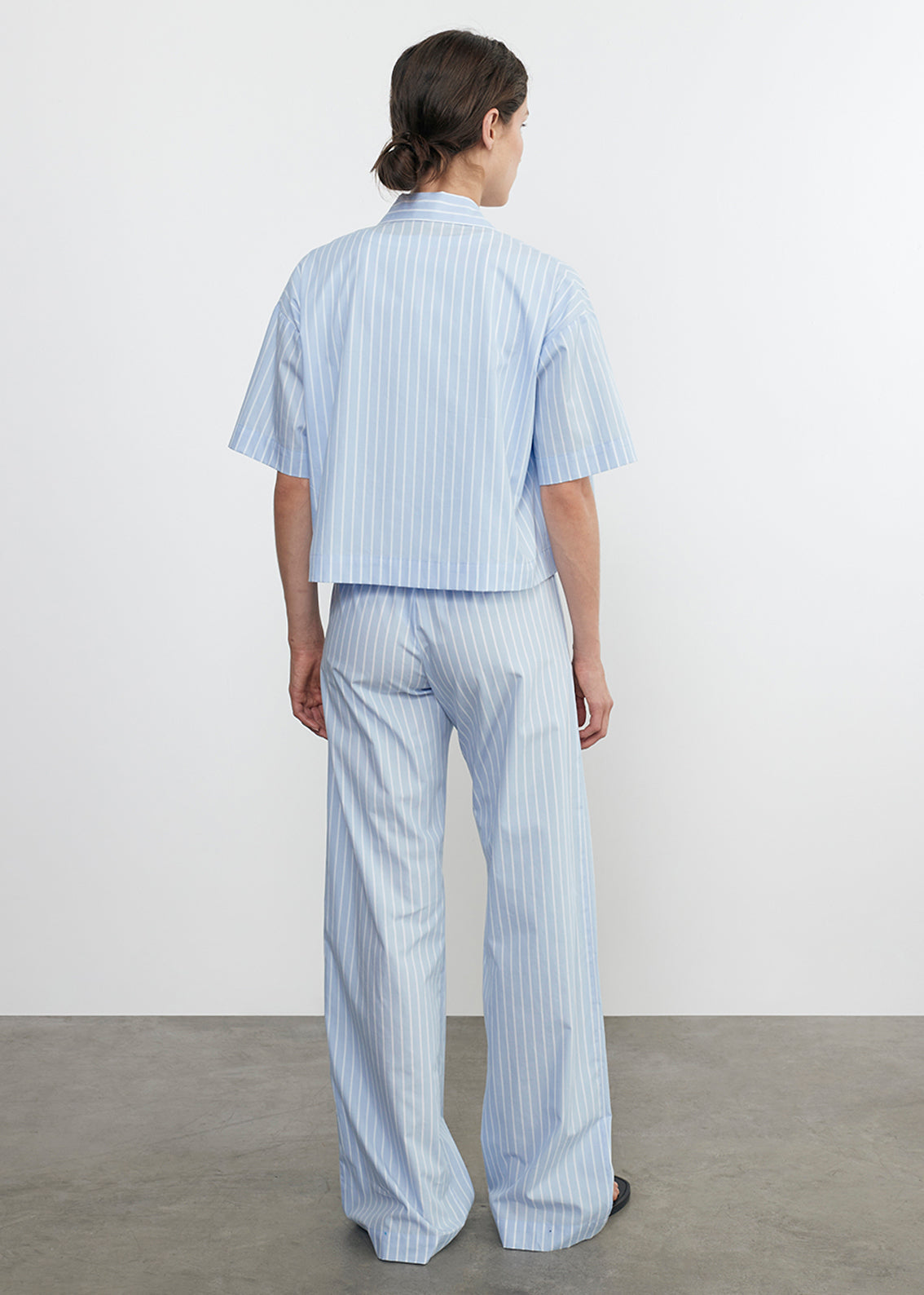 poplin resort pant in light blue/white stripe