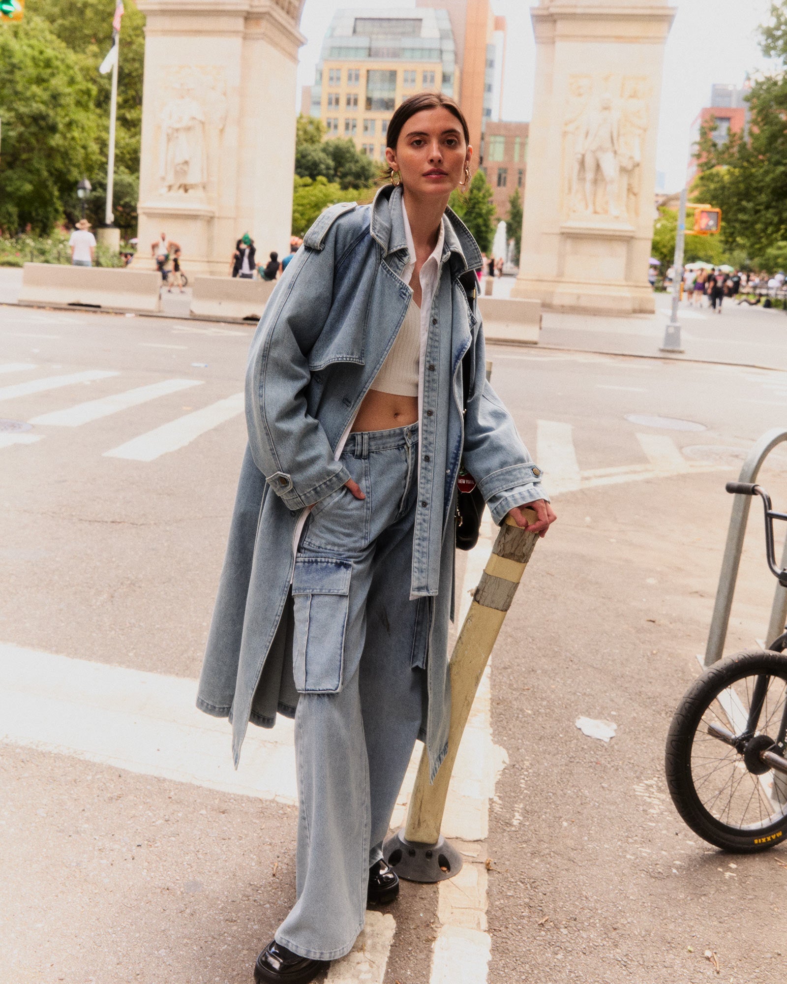 Women | Southern Nights Cargo Jean | Stonewash