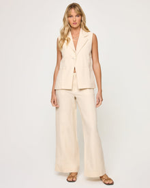 Flax | Model: Lura (size: S) | Hover