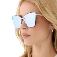 Womens | Becky V Sunglasses | Silver | Lavender Lenses