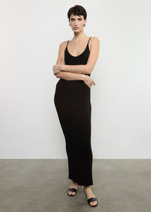 Silk Rib Lettuce Edge Dress | Black