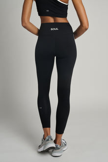 Splits59 | Amber Airweight High Waist 7/8 | Black/White