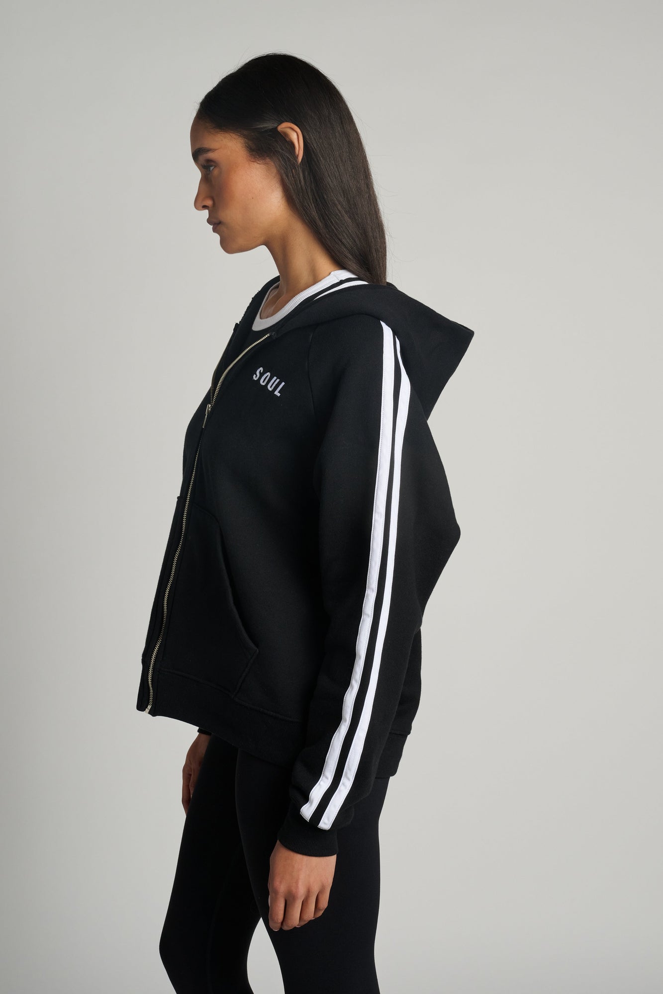 Soul by SoulCycle | Kennedy Raglan Sweatshirt | Black