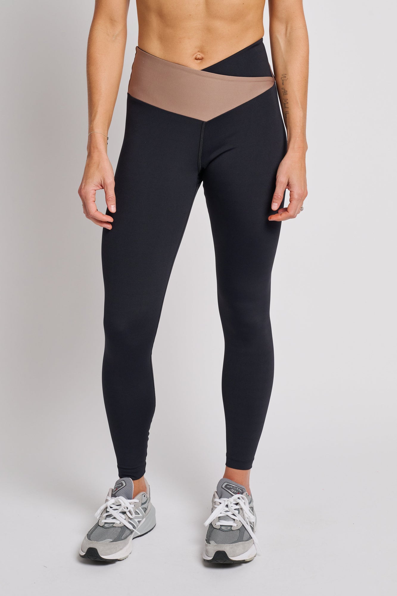 Muv | Swing Legging | Mocha