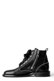 Laureen Roma + Studs Pipping  | Black