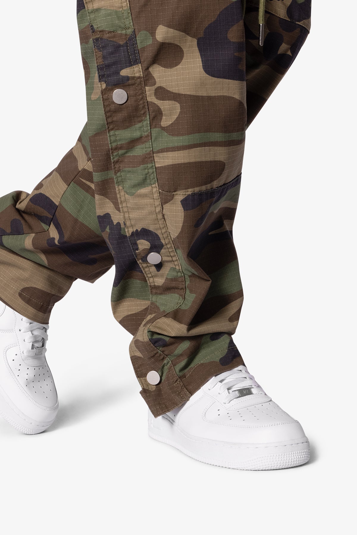 Snap Front Cargo Pants | Camo