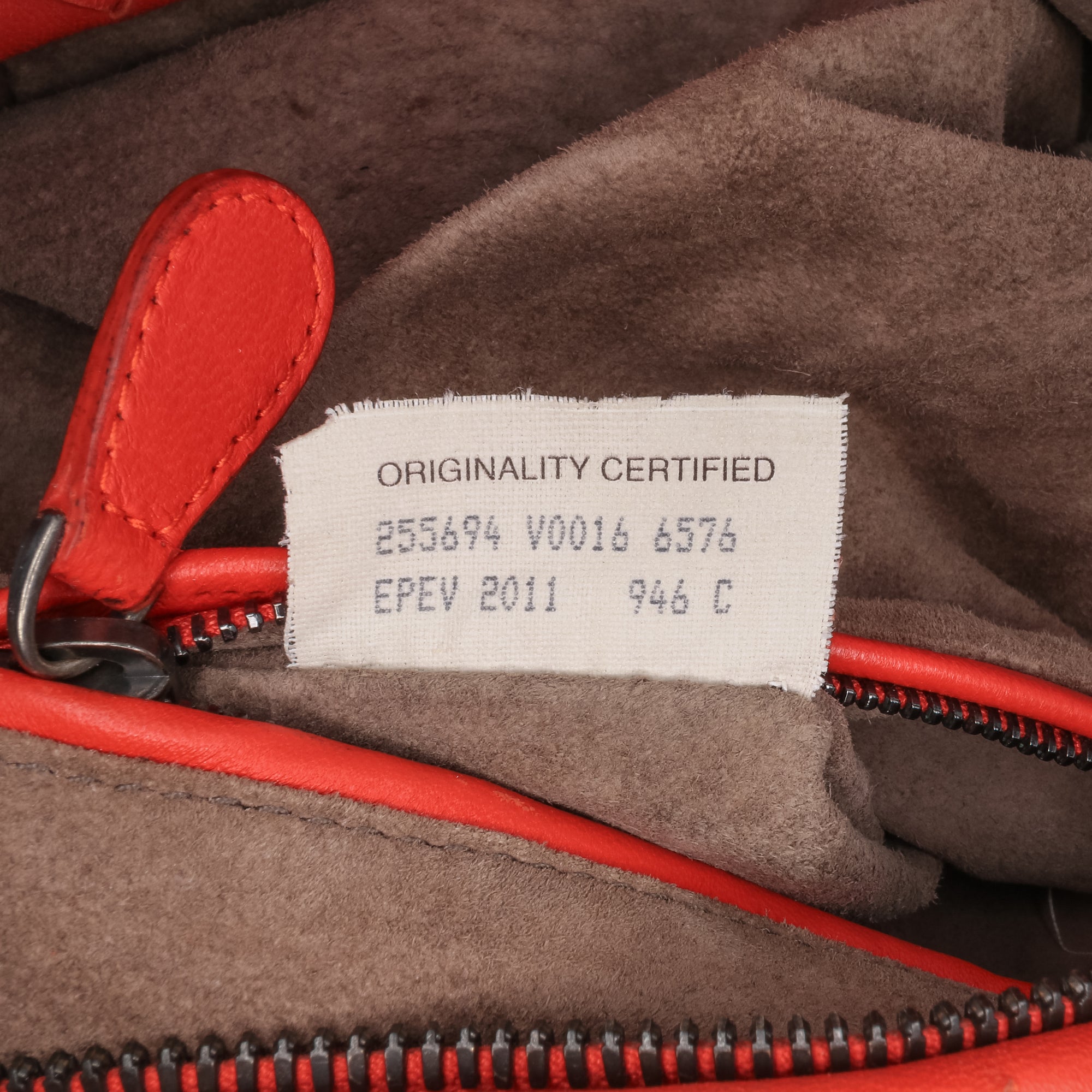 Bottega Veneta | Pre-Owned Nappa Intrecciato Cube Shoulder Bag | Red