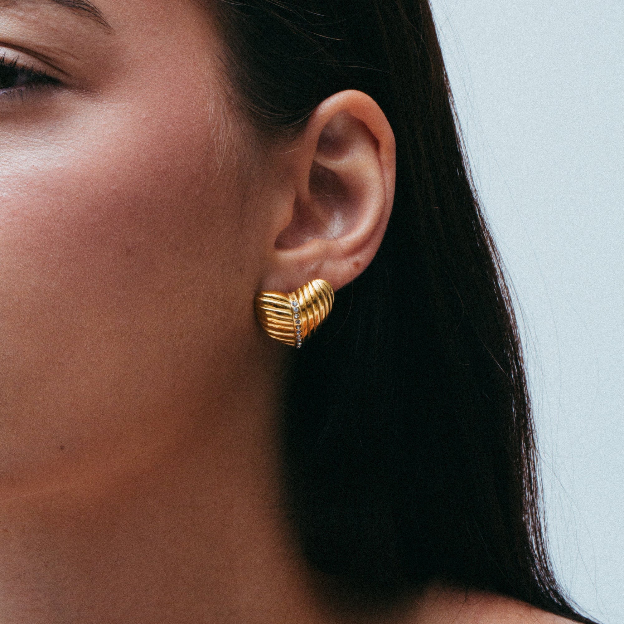 The Linear Pave Heart Earrings | 18KT Gold Vermeil