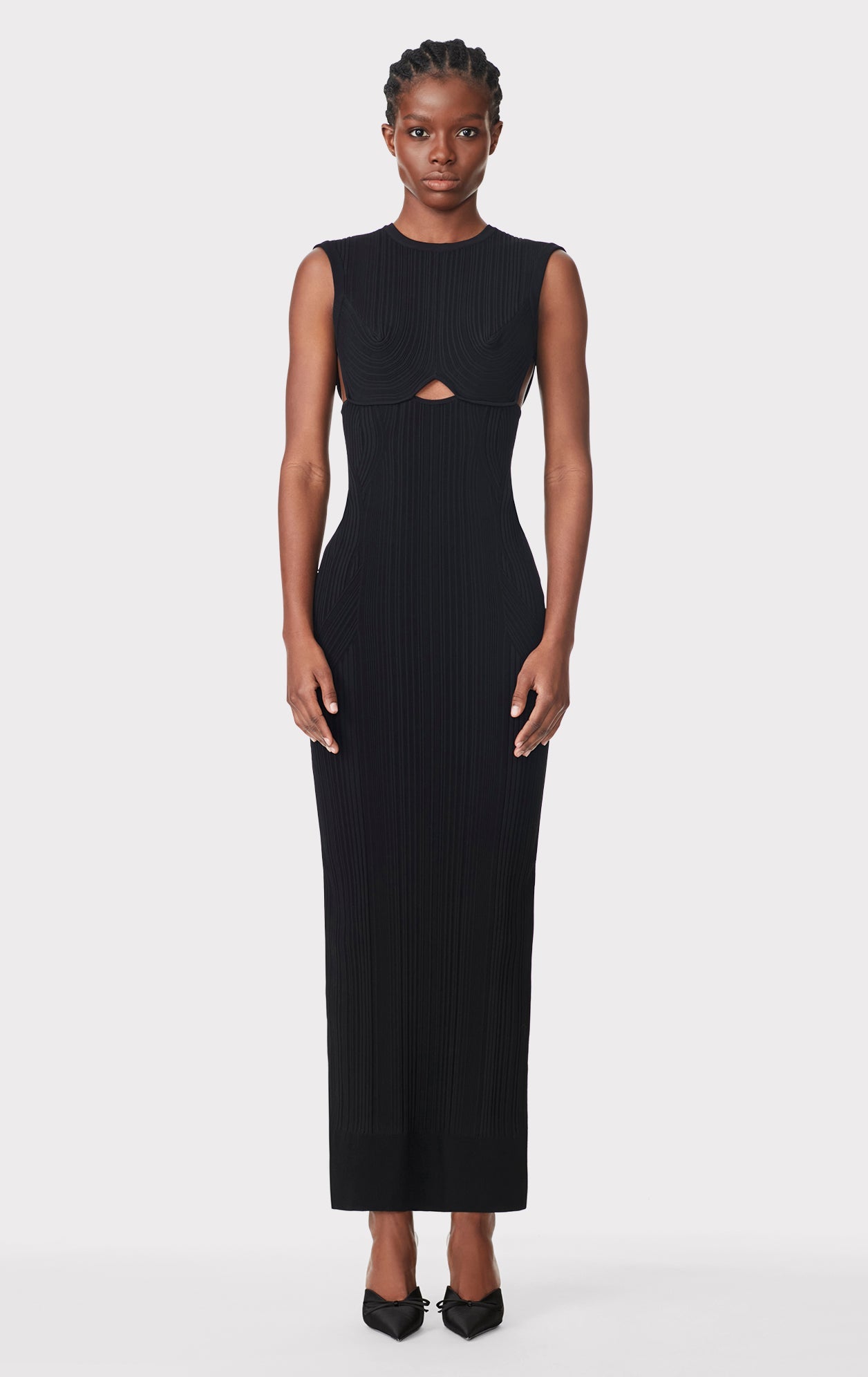 Variegated Rib Cap Gown | Black