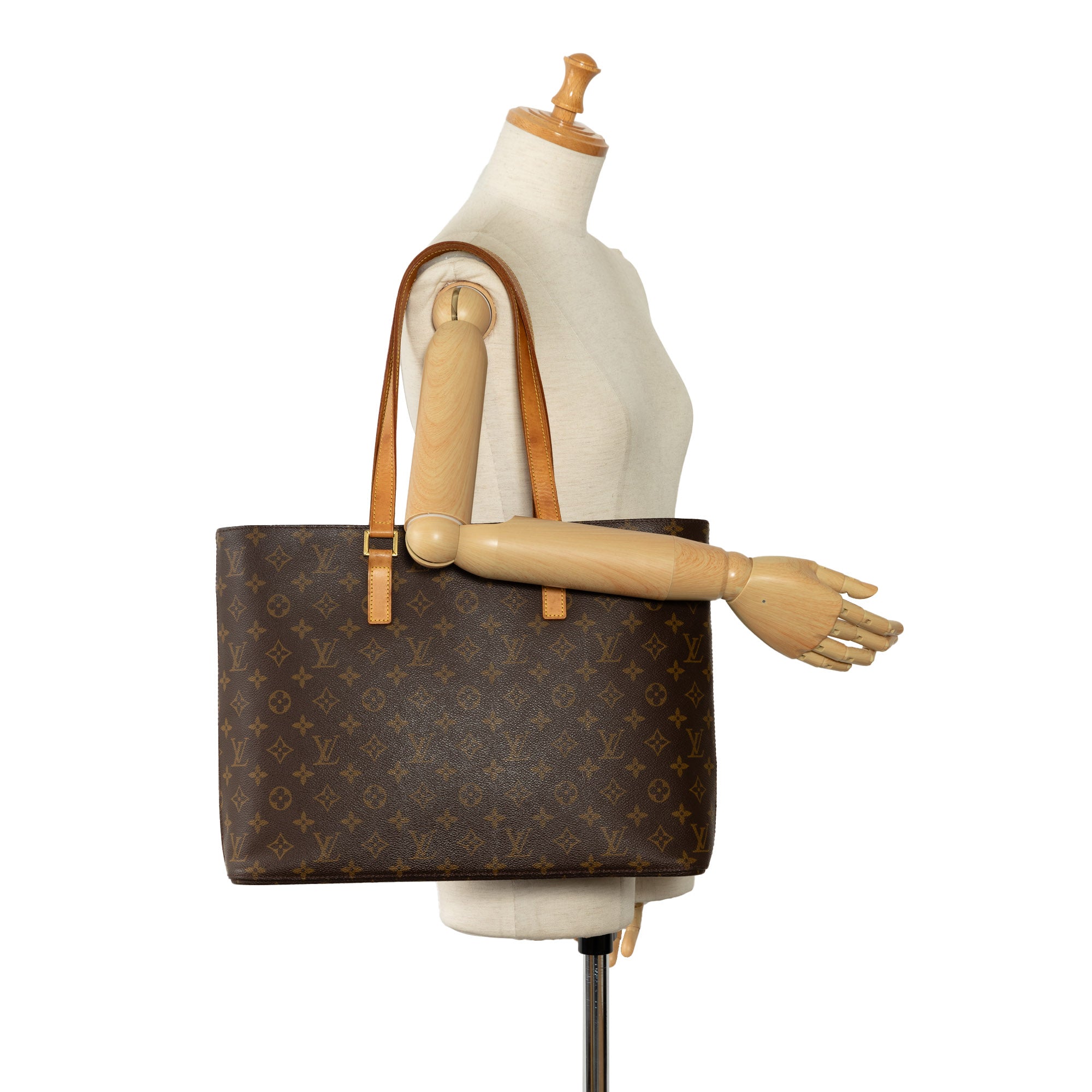 Louis Vuitton Pre-Owned Monogram Luco | Women | Brown (V2)