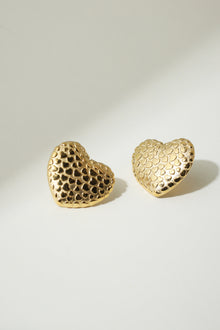 The Textured Heart Earrings | 18Kt Gold Vermeil