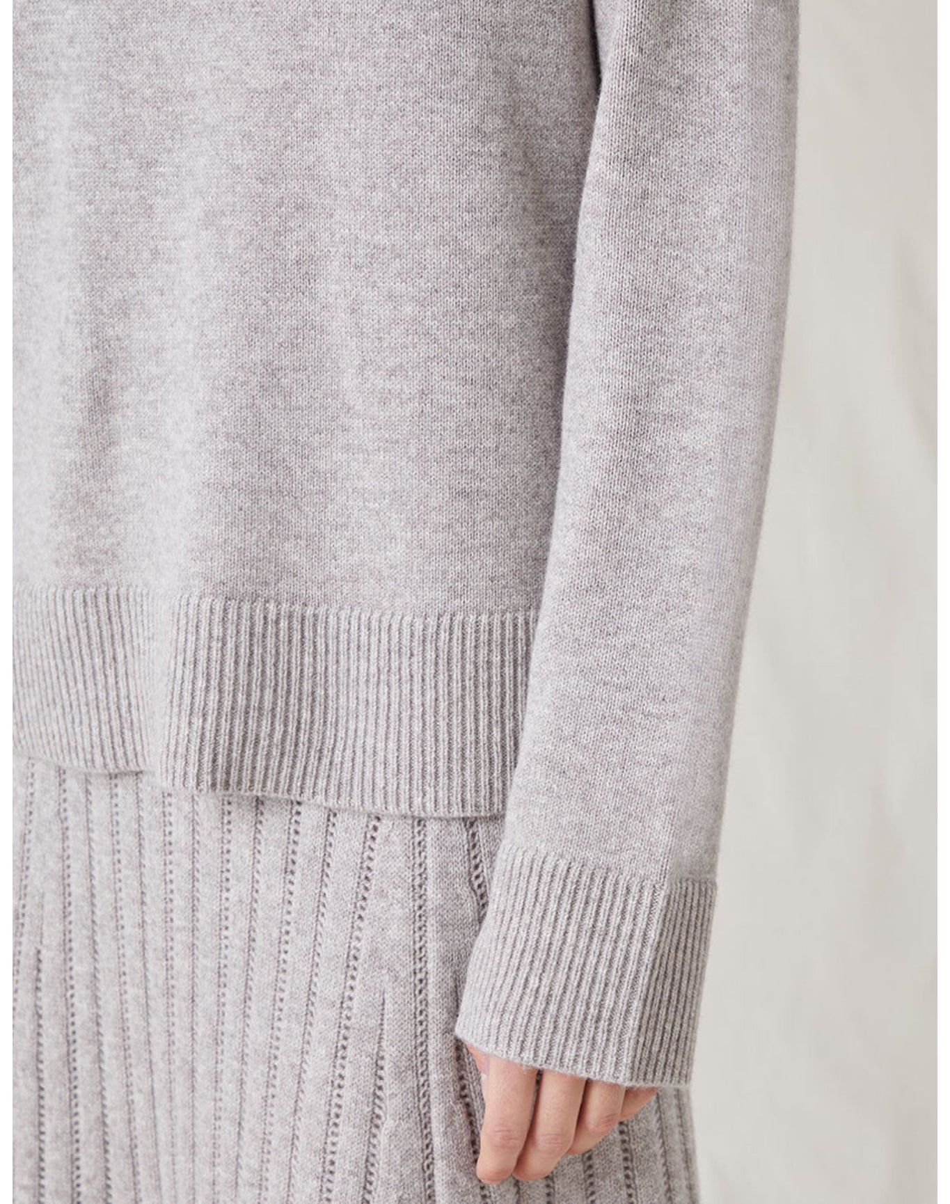 The Cashmere Wool Turtleneck | Taupe