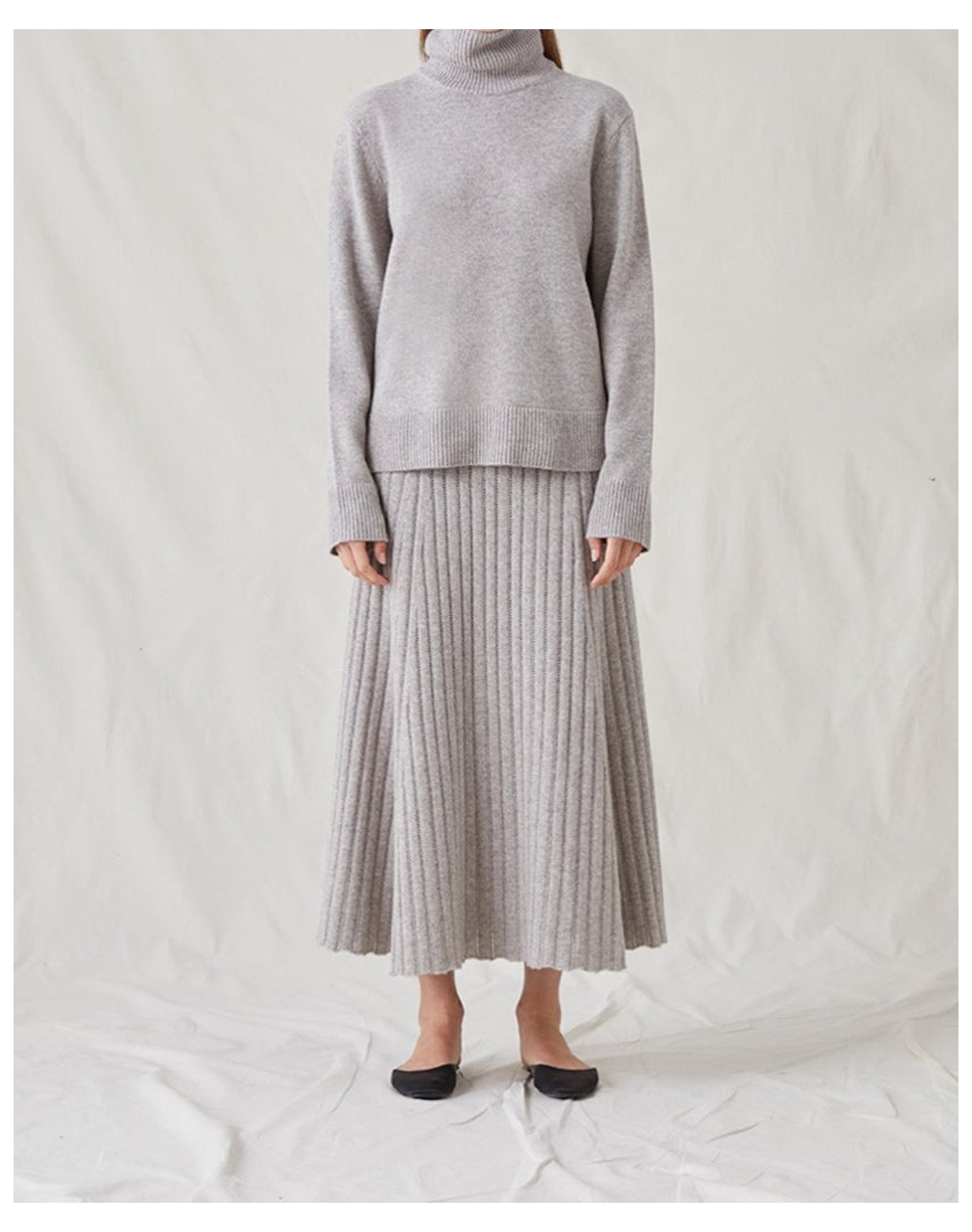 The Cashmere Wool Turtleneck | Taupe