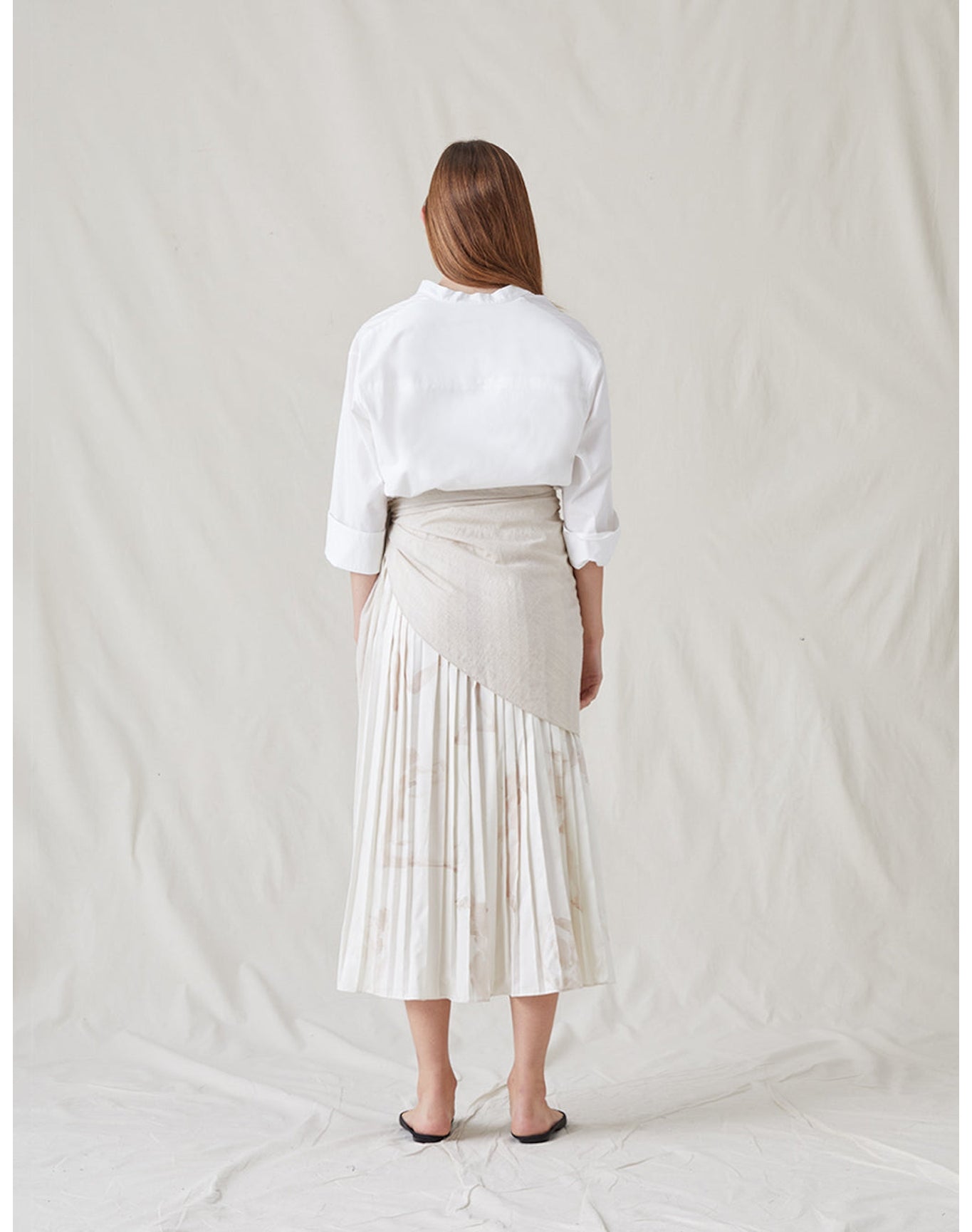 The Pleated Shirt Dress with Painted Figures | Cream / Sepia