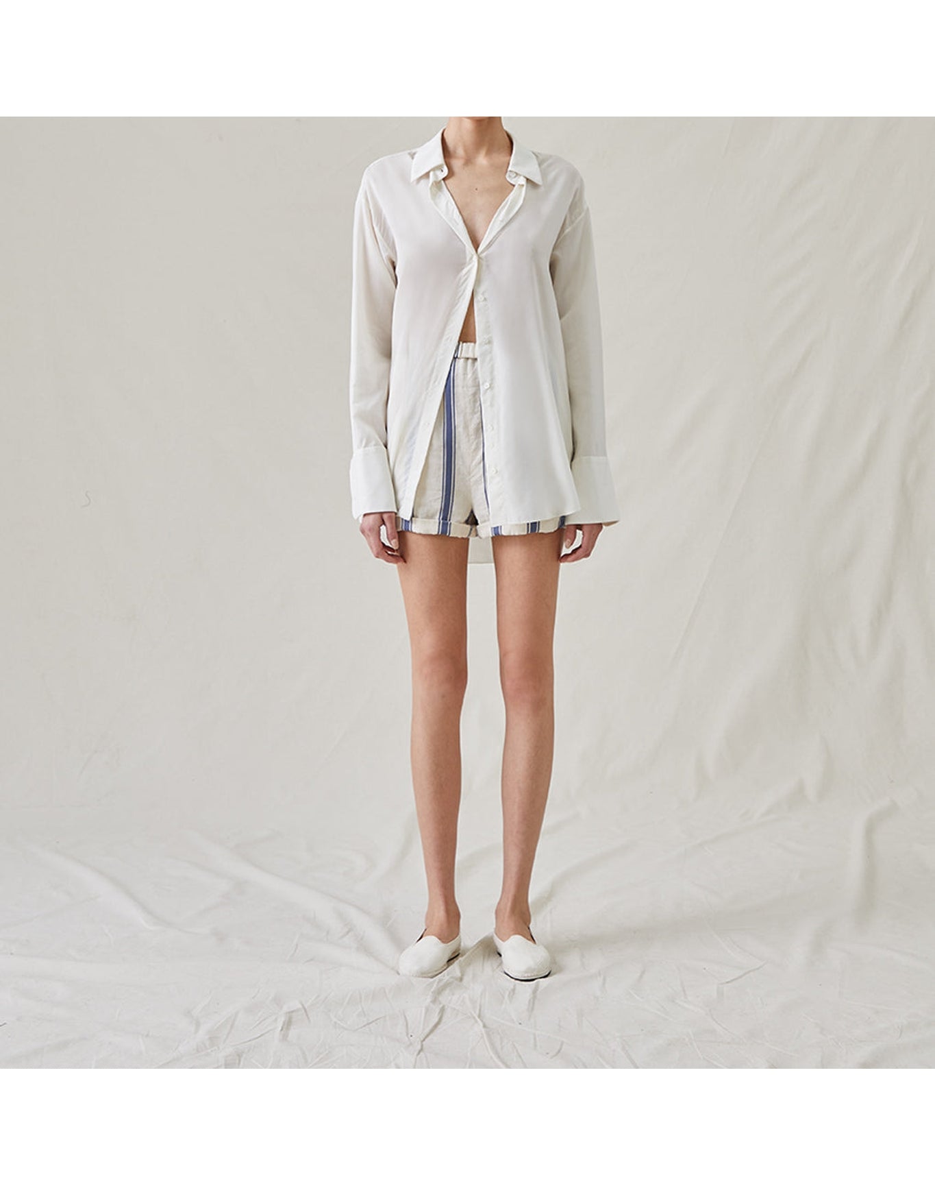 The Rolled Shorts in Bari Stripe | Washed Blue / Cream