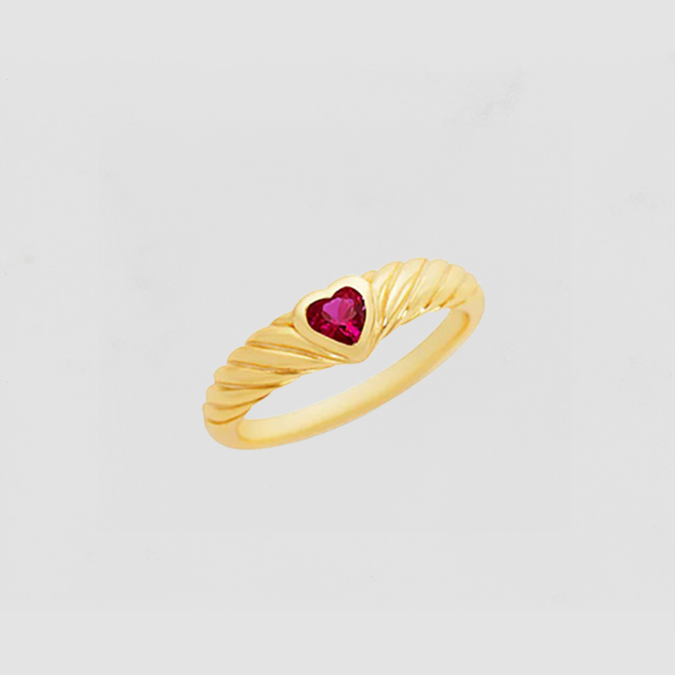The Ruby Juna Heart Ring | Gold