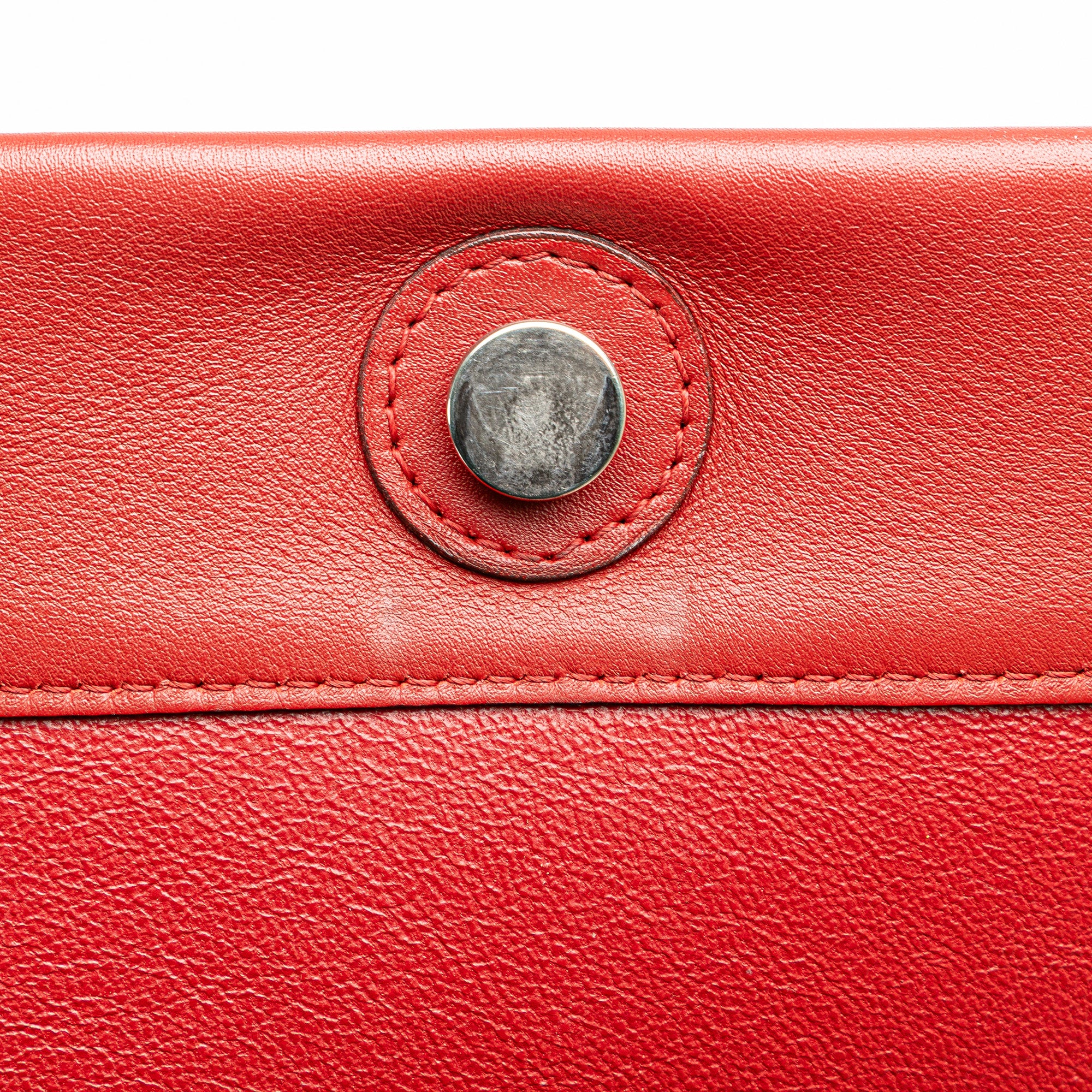 Celine | Pre-Owned Leather Frame Shoulder Bag | Pink/Salmon/Red