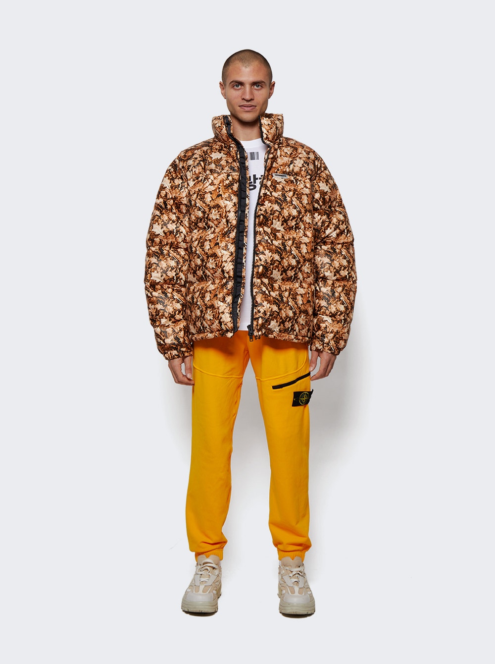 Men | VETEMENTS | Puffer Jacket | Leaves