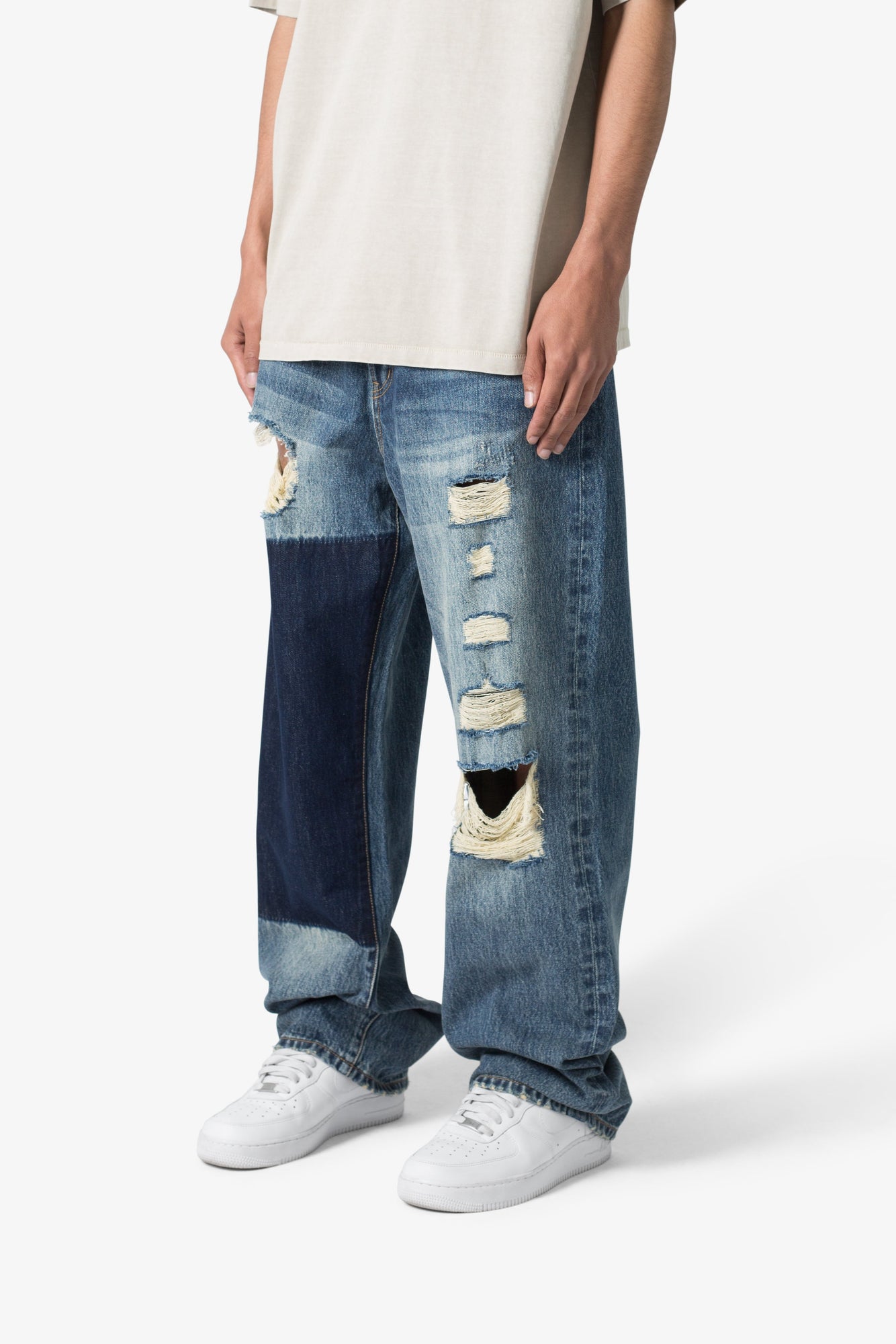 Ultra Baggy One Knee Thrashed Denim | Blue