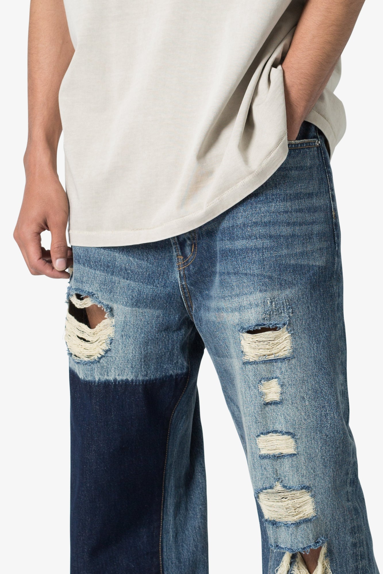 Ultra Baggy One Knee Thrashed Denim | Blue