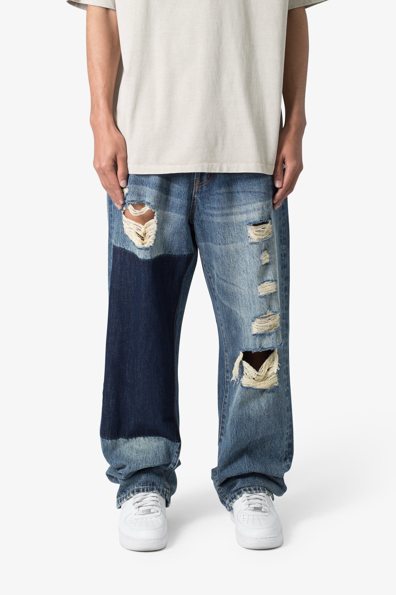 Ultra Baggy One Knee Thrashed Denim | Blue
