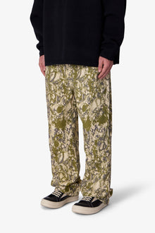 Ultra Baggy Welted Pocket Denim | Olive