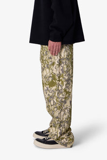 Ultra Baggy Welted Pocket Denim | Olive