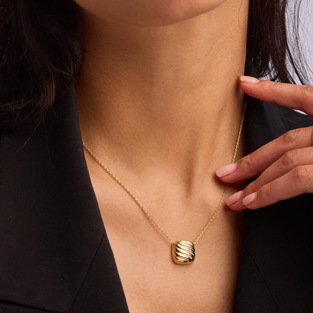 The Mirage Pendant Necklace | Gold